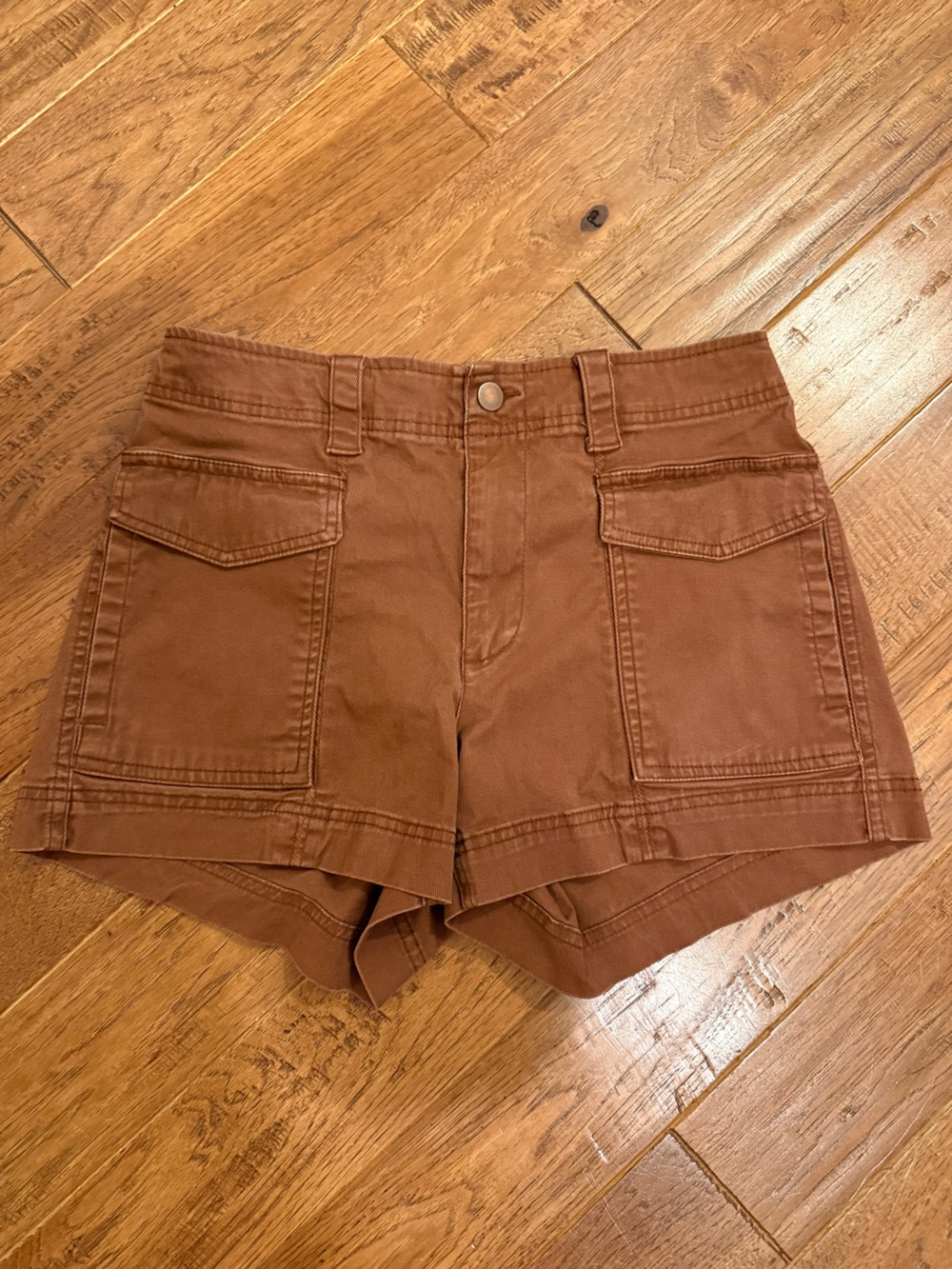 Old navy brown shorts